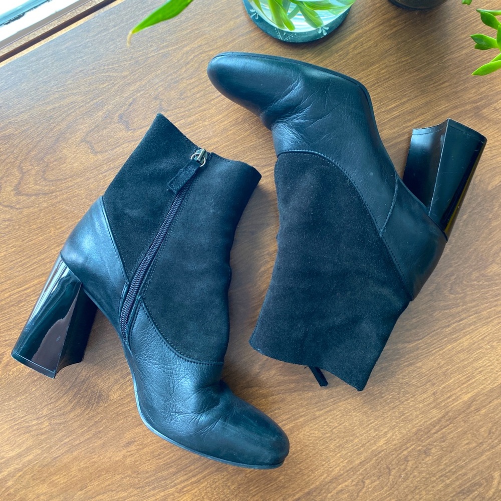 Topshop 90s Y2K Style Black Geometric Heel Boots